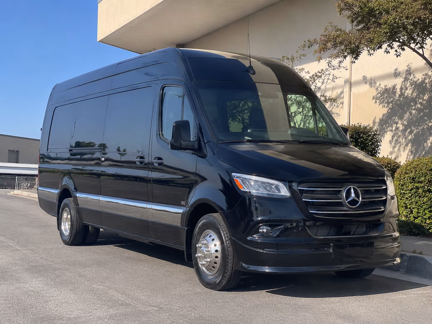 find the perfect transportation for your next private event 2